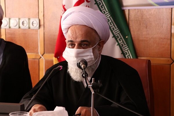 دشمن به دنبال کمرنگ کردن دستاوردهای انقلاب است