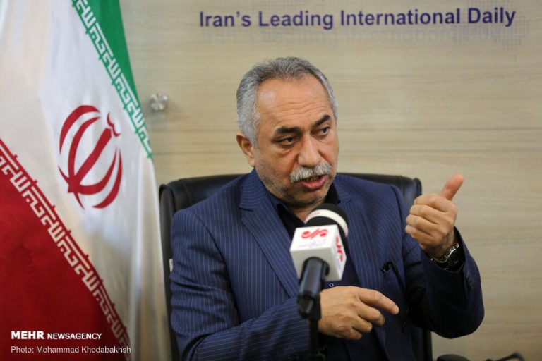 زندگی را از «تئاتر» محروم نکنیم/ امروز «تئاتر خصوصی» یک شوخی است!