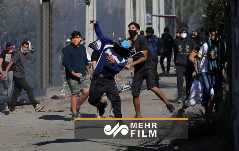 درگیری پلیس شیلی با معترضان در سانتیاگو