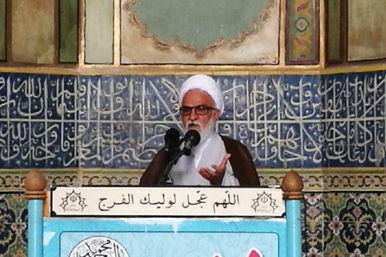 دشمن به دنبال تبرئه کردن دوران پهلوی است