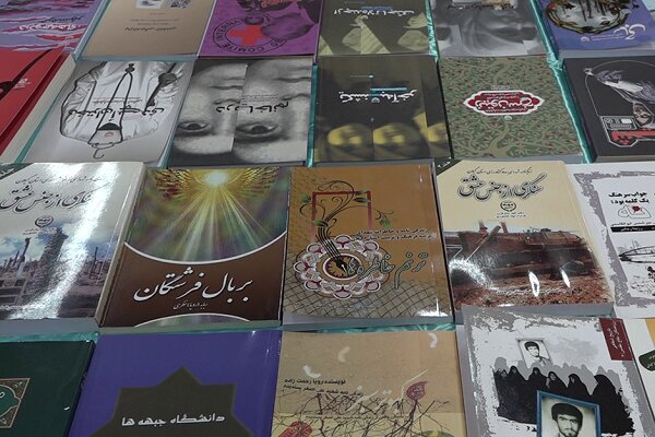نهمین نمایشگاه مدرسه انقلاب در خوزستان افتتاح شد