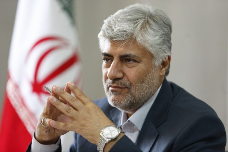 اعمال مالیات بر خانه های لوکس، خودروهای لوکس و خانه های خالی