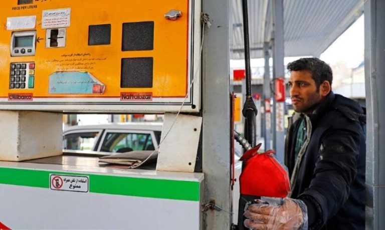 رانندگان بدون ماسک در پمپ بنزینها جریمه نمیشوند