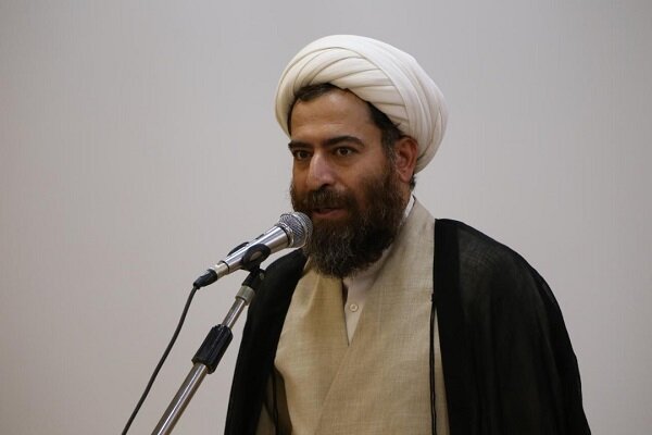 مساجد باید به پایگاه اصلی فعالیتهای فرهنگی محلات تبدیل شوند