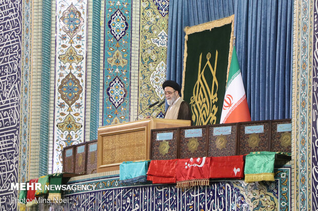 ایران اسلامی امروز در اوج استقلال نظامی قرار دارد