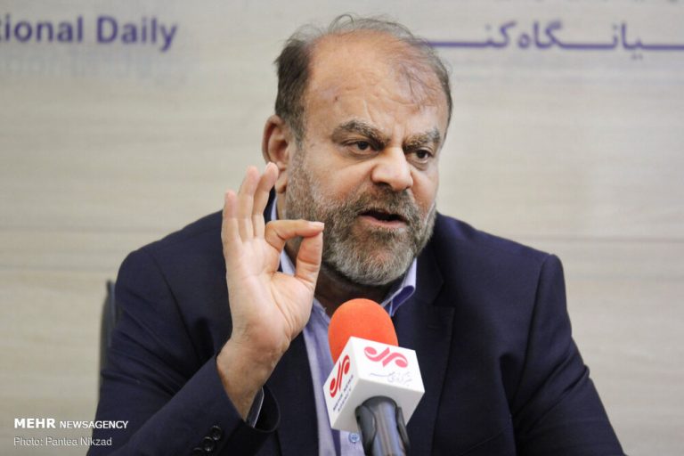 تفکر لیبرالیستی مانع پیشرفت اقتصادی کشور است
