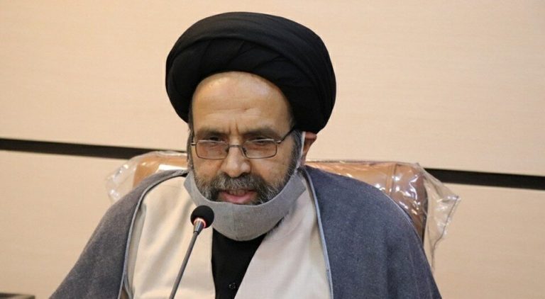 مسئولان حامی جوانان باشند/کاهش سرمایه گذاری در کشور
