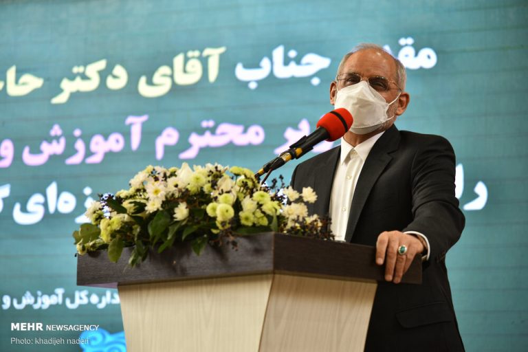 مدرسه امکانی بی نظیر برای پرورش انسان است
