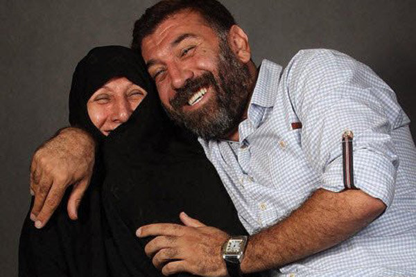 پخش گفتگوی بهنوش بختیاری با علی انصاریان و مادرش در رادیو نمایش