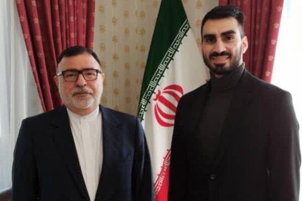 دیدار سرمربی ایرانی بلغارستان با سفیر ایران