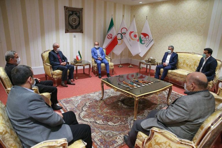عسکری محمدیان مدالهایش را به موزه ورزش اهدا کرد