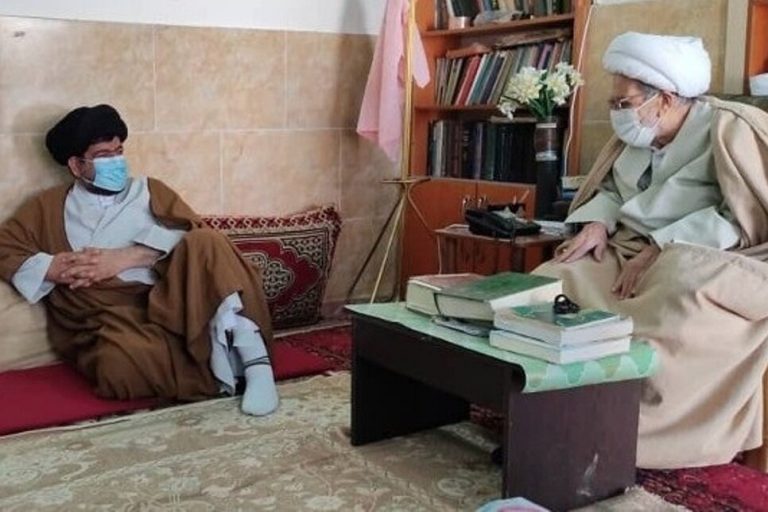 علما و روحانیت در طول تاریخ پناهگاه اقشار مختلف مردم بودهاند