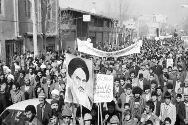 ۲۲ بهمن یادآور راهپیمایی عظیم مردم قهرمانشهر در سال ۵۷
