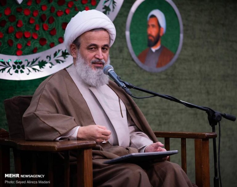 یادواره شهدای انقلاب در هیئت میثاق با شهدا