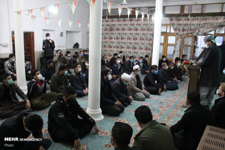 مراسم «جشن آیینی صبر و شکر» انقلاب اسلامی در امامزاده هاجر خاتون