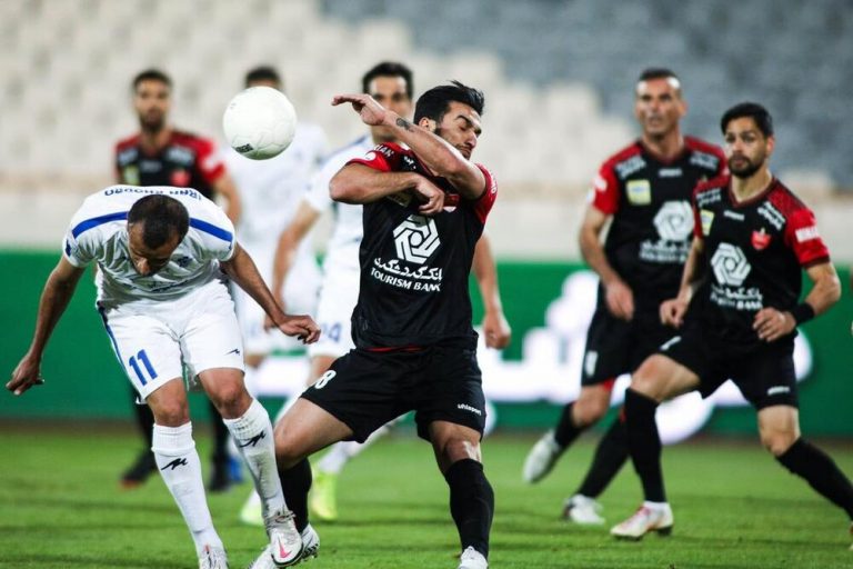 مشکل گلزنی پرسپولیس حل میشود/ باید به مربیان جوان فرصت داد