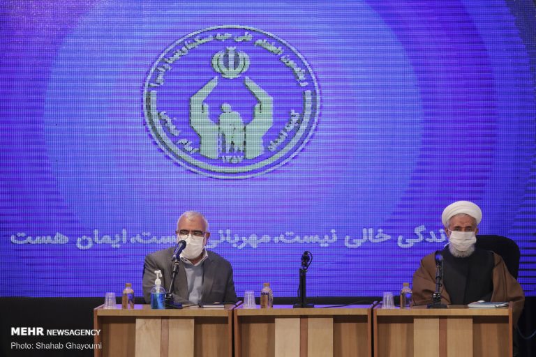 مراسم گلریزان کمیته امداد امام خمینی(ره)