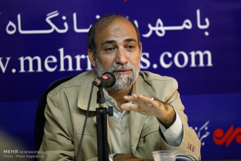 برنامههای «دولت روحانی» برخلاف سیاستهای کلی است