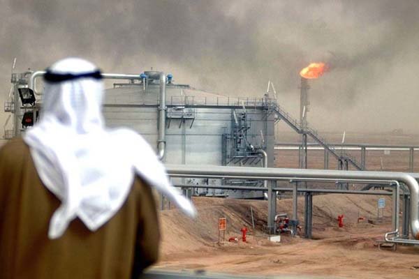 واردات نفت هند از عربستان کاهش مییابد