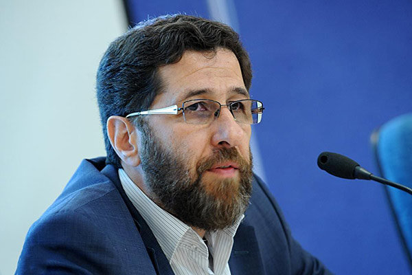 دیدار معاون سیما با مجریان تلویزیون/ شادی آفرینی ماموریت اصلی است