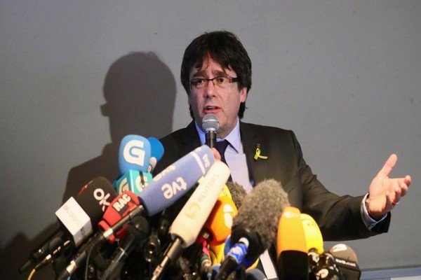 پیگدمون:پارلمان اروپا در دام راهبرد سیاسی هدایت شدهای افتاده است