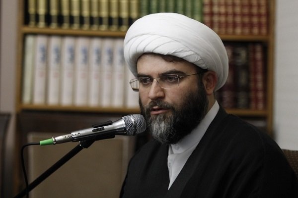 در فضای مجازی پر مخاطره ای تنفس میکنیم
