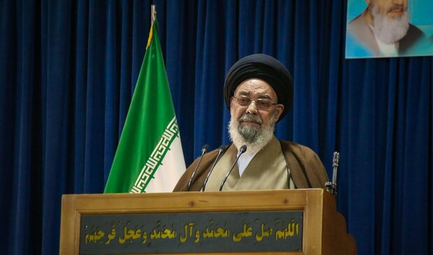 منصفانه در خصوص عملکرد کادر درمان قضاوت کنید