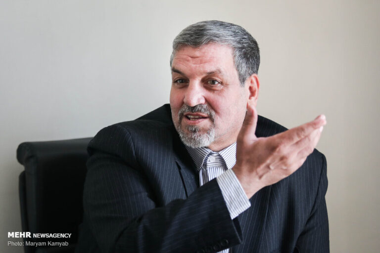 باید همکاری کنیم مشارکت حداکثری محقق شود
