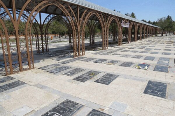 اعمال محدودیتهای ترافیکی در ورودی آرامستان های ایلام