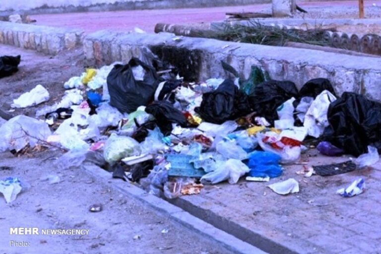 اهالی سر قنات نسبت به محل تخلیه زباله در ایذه اعتراض کردند