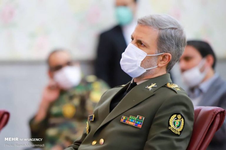 تحویلدهی انواع هواپیماهای نظامی و بالگرد به نیروهای مسلح