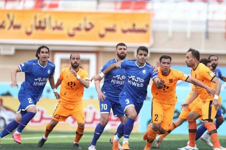 توقف استقلال در رفسنجان/فکری ۲ امتیاز حساس دیگر از دست داد توقف استقلال در رفسنجان/فکری ۲ امتیاز حساس دیگر از دست داد