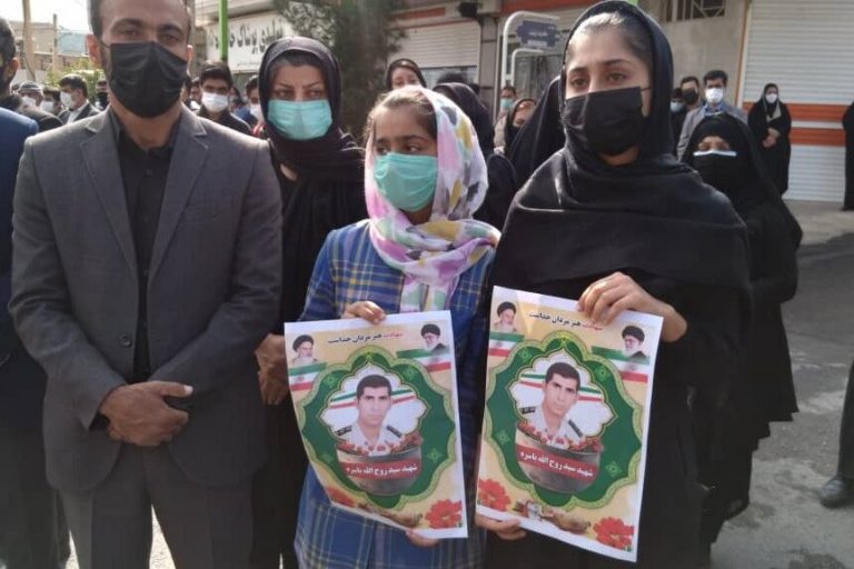 مراسم تشییع پیکر مدافعان وطن در شهرستان دره شهر