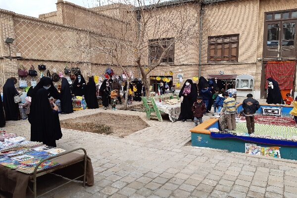 بازارچه مقاومت سبزوار و نقش آفرینی زنان در اقتصاد مقاومتی