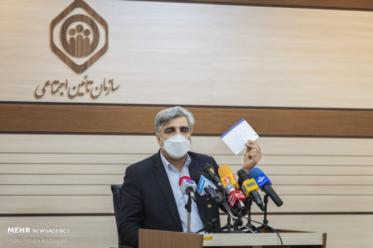 هیچ مشکلی برای تأمین منابع در نسخه نویسی الکترونیک نداریم