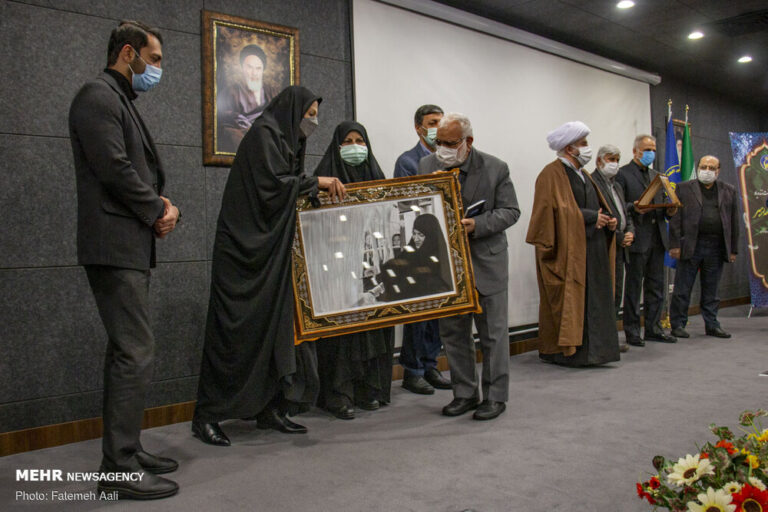 بزرگداشت اولین سالگرد درگذشت مرحومه فاطمه رهبر