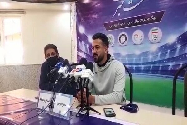 گل گهر باید کم اشتباه تر شود/از موقعیتهایمان استفاده نکردیم