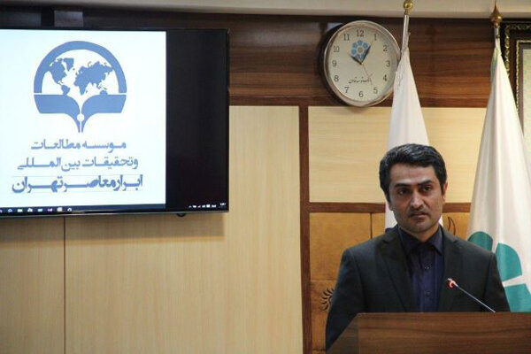 عابد اکبری: در سیاست بین ملتها از آموزههای نوروزی الهام بگیریم