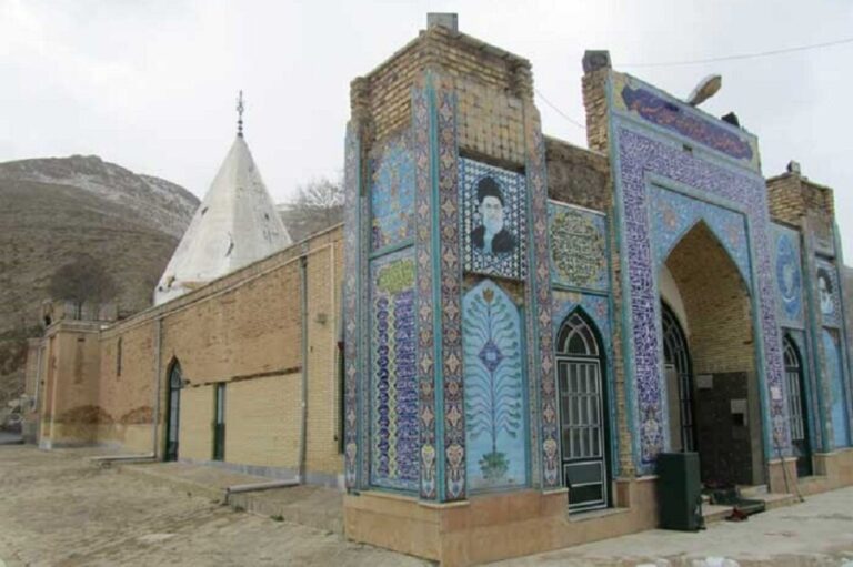 بنا تاریخی امامزاده سید احمد در هزاوه مرمت میشود