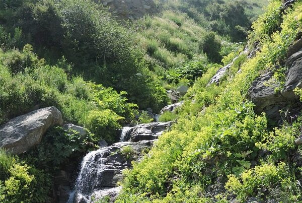 آبشار «ماهاران» جاذبهای شگفت انگیز در جلفا