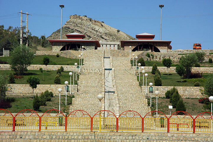 سفری مجازی به پارک «سراب» دره شهر