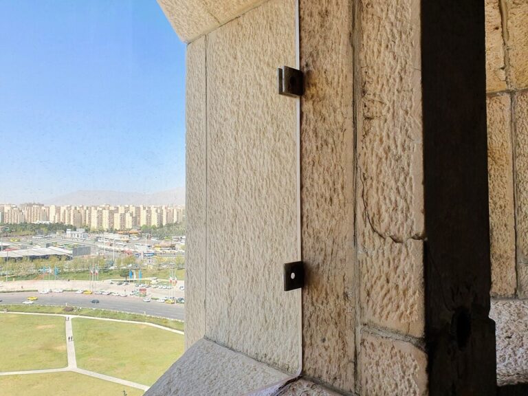 ترکهای جدید تاثیر شلیک توپ تحویل سال روی برج آزادی؟