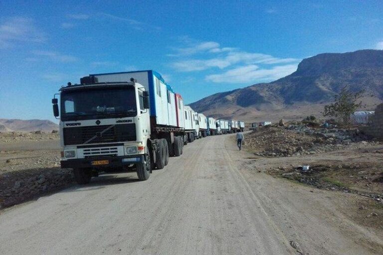 ۱۰کانکس مجهز از شرق استان تهران به «سیسخت» ارسال شد