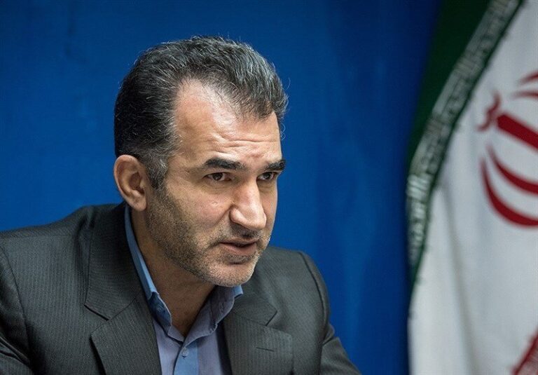 حضور رسانه ای یا عقب نماندن از قافله/کلاب هاوس و انتخابات ۱۴۰۰