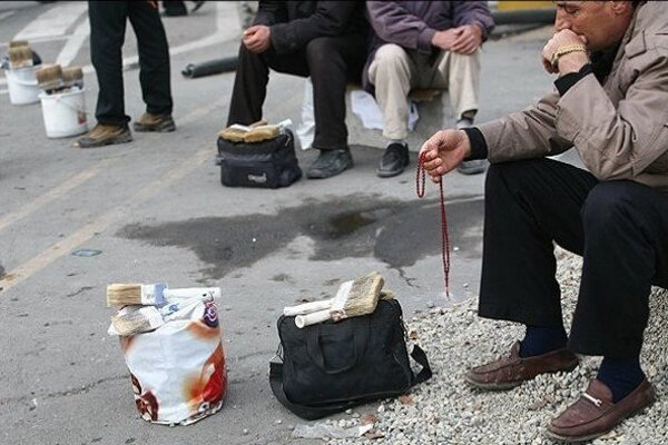 نمین ۱۲ هزار نفر جمعیت کارگری دارد/کارگران در خط مقدم جبهه تولید
