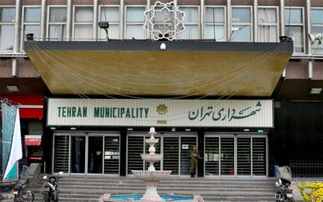 ساماندهی و پاکسازی جداره جنوبی بزرگراه شهید یاسینی