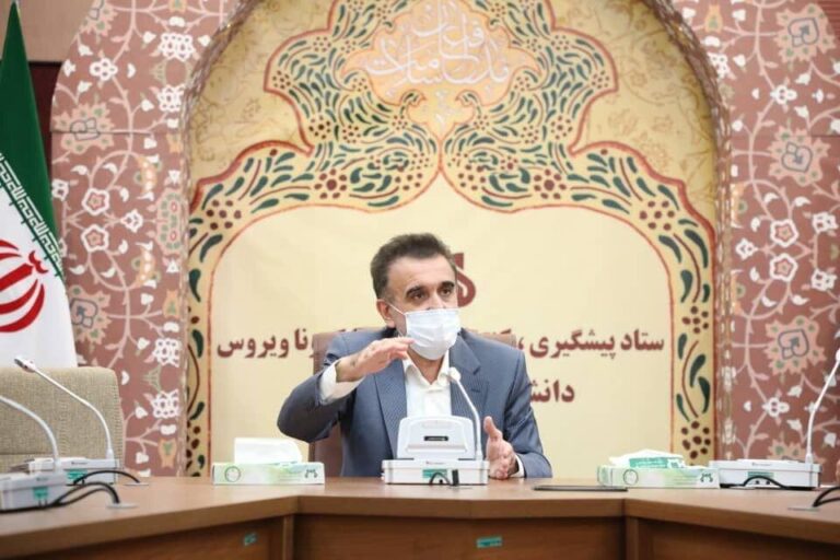 هیچ بیماری در قم نباید پشت درب بیمارستان و مراکز درمانی بماند