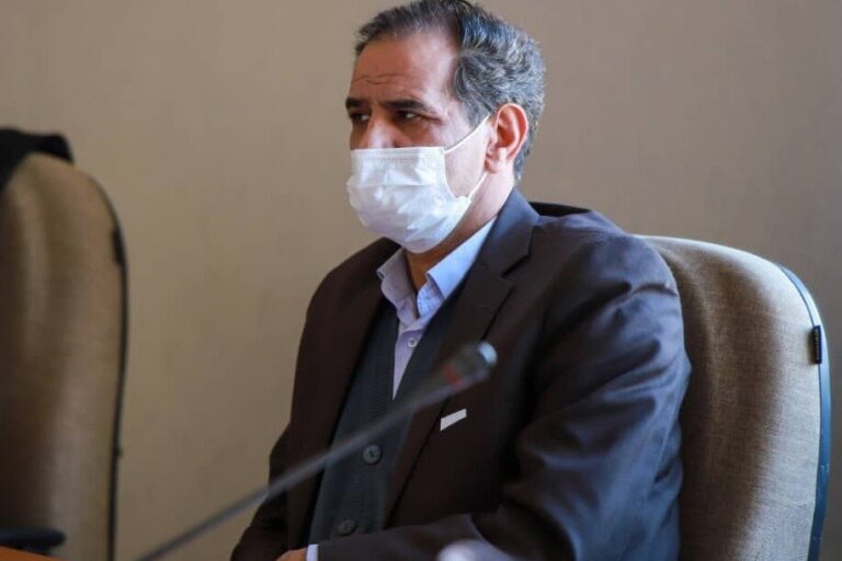 بانکها از سرمایه گذاران حمایت کنند