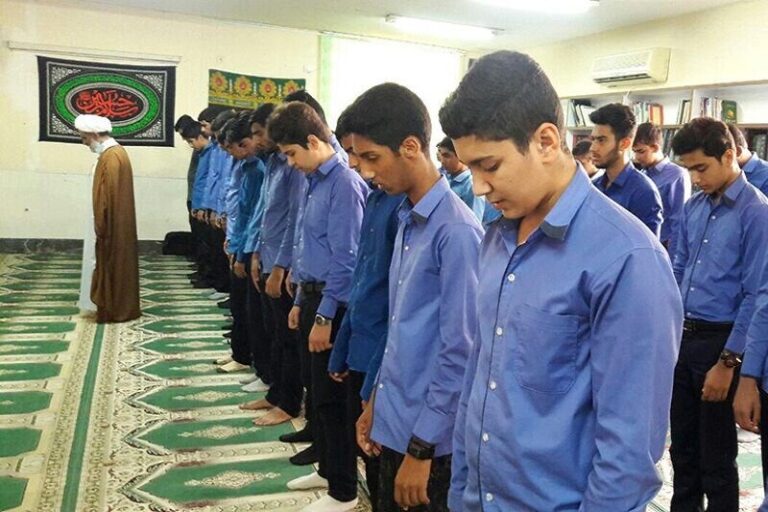 توافقنامه «ترویج و توسعه فرهنگ اقامه نماز» به امضا رسید