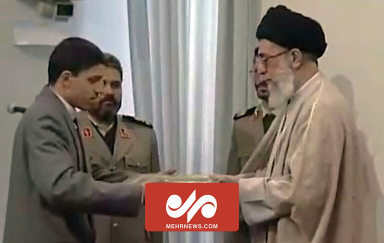 لحظات منتشرنشدهای از اعطای درجه سپهبدی صیاد شیرازی
